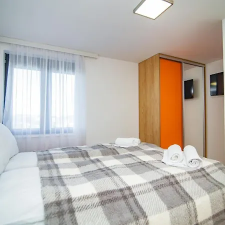 Pekovic Lux 1 Zlatibor