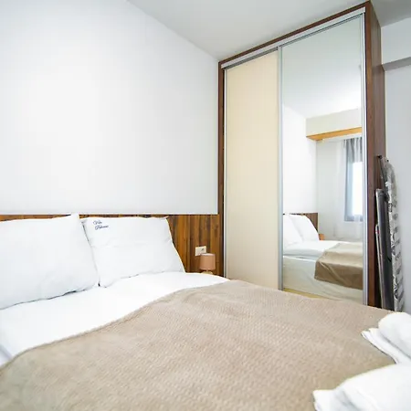 Pekovic Lux 1 Zlatibor